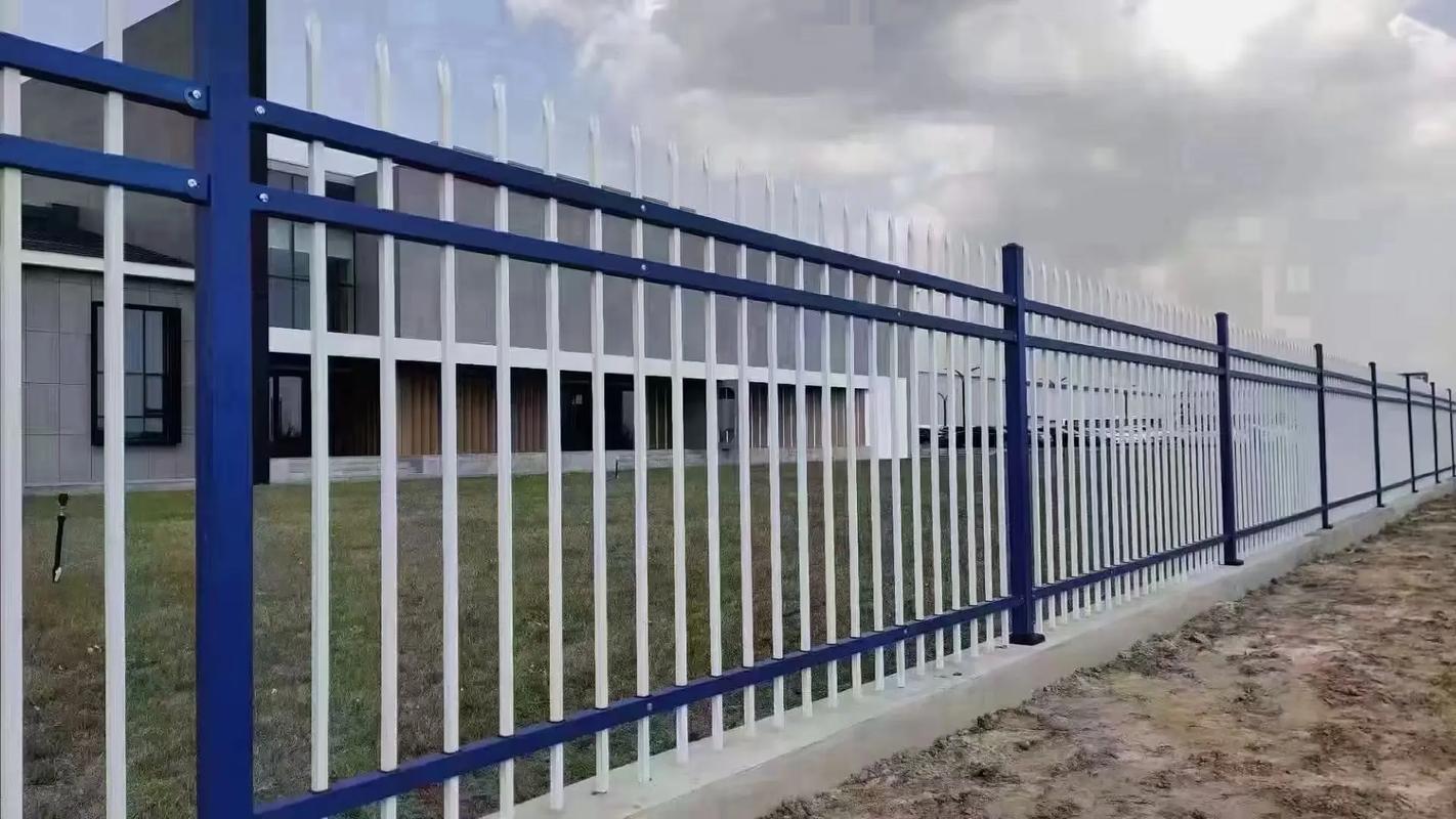 做锌钢护栏要什么配件 做锌钢护栏要什么配件